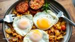 Griddled Breakfast Eggs & Crispy Hash Browns