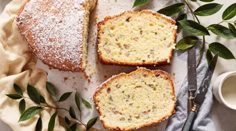 Delicious Bay Leaf Pound Cake Recipe